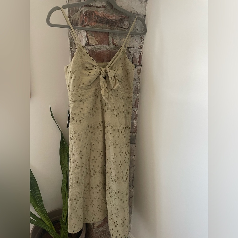 NWT Express Tie-Front Olive/Khaki Midi Dress Size Small